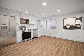 967 W Coral Charm Wy in Saratoga Springs, UT - Building Photo - Building Photo