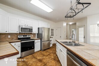 112 Cypress Ridge Dr in Brandon, MS - Building Photo - Building Photo