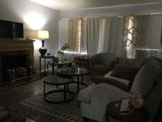488 E 5th Ct in Des Plaines, IL - Foto de edificio