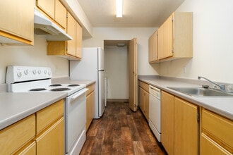 Boulder Apartments in Cheney, WA - Foto de edificio - Interior Photo