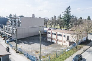 5454 Fraser St in Vancouver, BC - Building Photo
