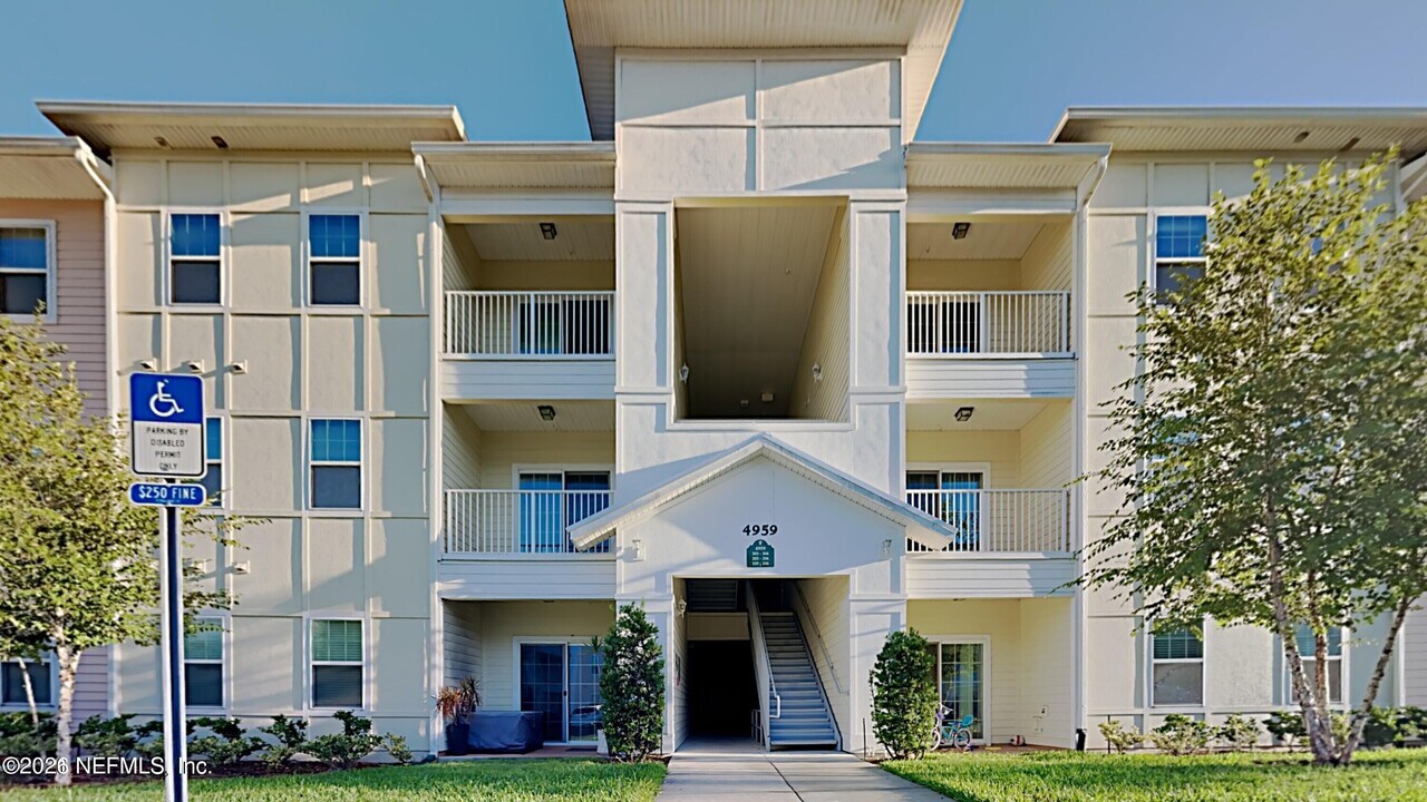 4959 Key Lime Dr in Jacksonville, FL - Building Photo
