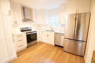 59 Haliburton Pl in London, ON - Building Photo - Building Photo