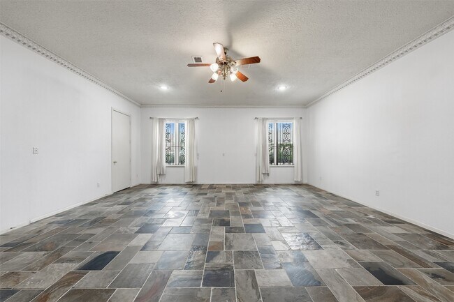 4063 Breakwood Dr in Houston, TX - Building Photo - Building Photo