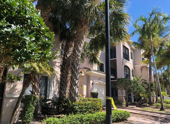 property at 2806 Veronia Dr