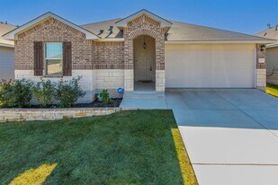 237 Poplin Ln in Troy, TX - Building Photo