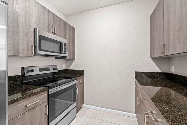 5982 Monterra Club Dr