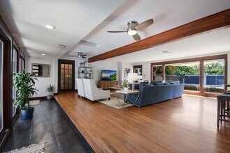 3206 Enfield Rd in Austin, TX - Building Photo - Building Photo
