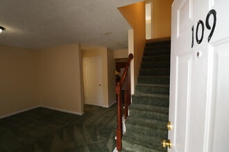109 Floyd Ct in Nicholasville, KY - Building Photo - Building Photo