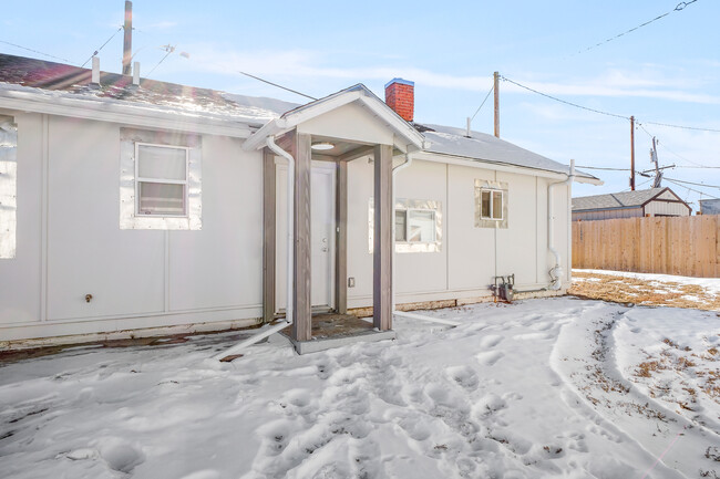 1410 Carbon Ave, Unit B in Cheyenne, WY - Building Photo - Building Photo