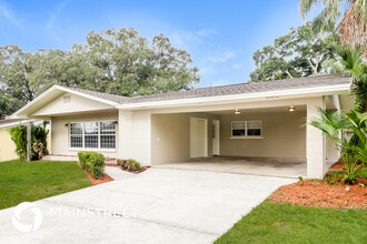 3133 Carleton Cir W in Lakeland, FL - Foto de edificio - Building Photo