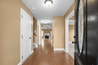 1290 Allmon Dr in Clarksville, TN - Building Photo - Building Photo