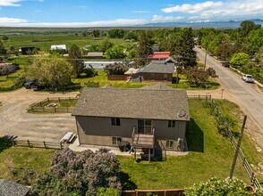 205 Water St in Sheridan, MT - Building Photo - Building Photo