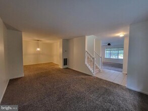 284 Flagstone Rd in Chester Springs, PA - Building Photo - Building Photo