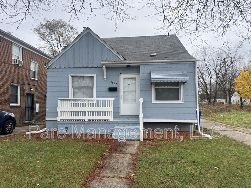 19624 Hoover St in Detroit, MI - Building Photo