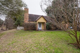 1601 Faro Dr in Austin, TX - Building Photo - Building Photo