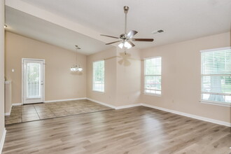 1153 Charstone Dr in Southaven, MS - Building Photo - Building Photo