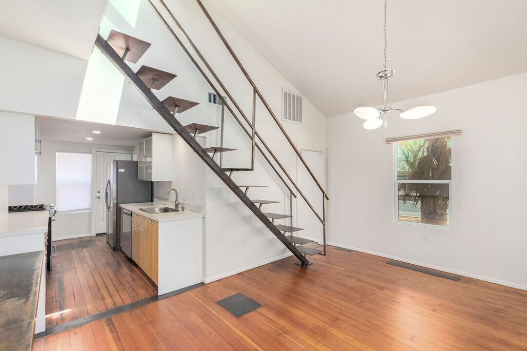 1032 E Polk St in Phoenix, AZ - Building Photo