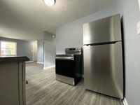 620 Lawrence St, Unit B photo'