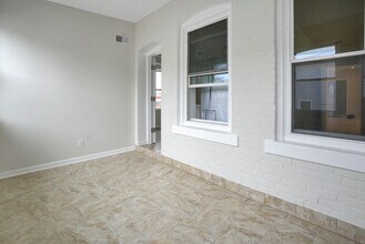 24 Tremont St in New Britain, CT - Building Photo - Building Photo