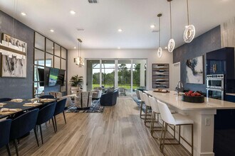 2109 Pine Oak Lp in Davenport, FL - Building Photo - Building Photo