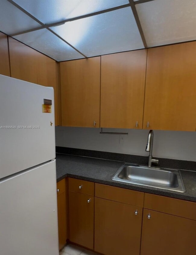 property at 2353 W 66th Pl