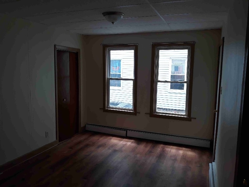 863 Plymouth Ave-Unit -1st rear in Fall River, MA - Building Photo