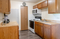 Woodstone Village Apartments in Zion, IL - Building Photo - Interior Photo