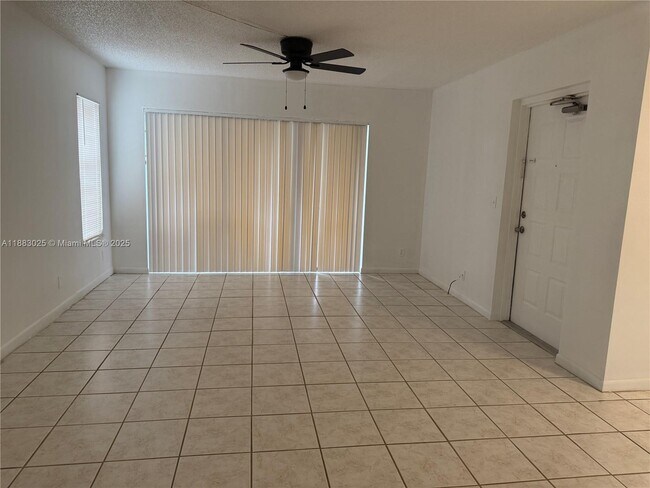 1101 Green Pine Blvd