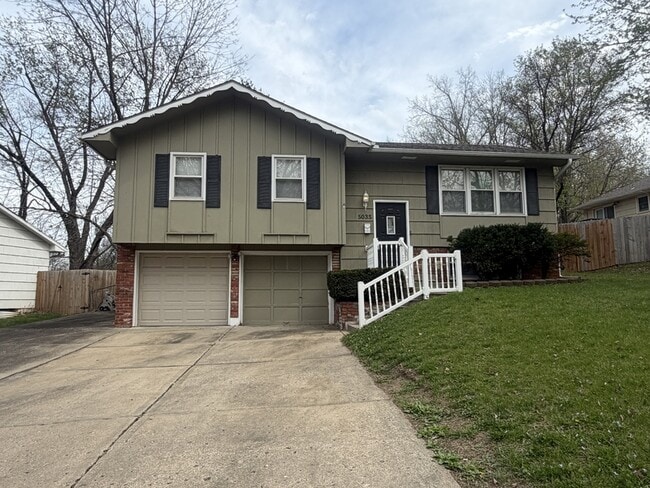 property at 5035 Overton Ave