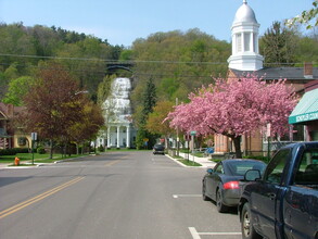 Montour House in Montour Falls, NY - Building Photo - Building Photo