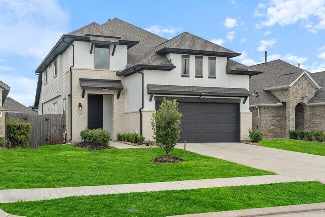 property at 8919 Oak Ivy Ln