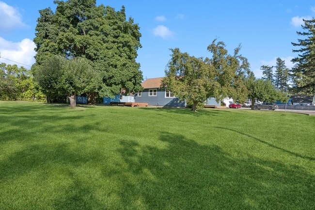 property at 808 1st Ave E