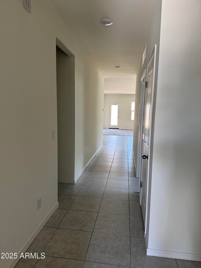 24207 W Hidalgo Ave in Buckeye, AZ - Building Photo - Building Photo
