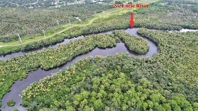 650 Waters Edge Ln in Port St. Lucie, FL - Building Photo - Building Photo