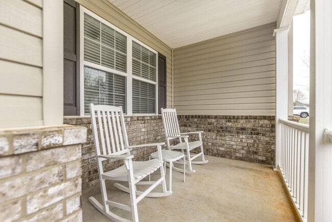 324 Rippling Water Way in Perry, GA - Building Photo - Building Photo