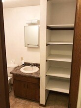 Bluestem Apartments in Canistota, SD - Foto de edificio - Building Photo