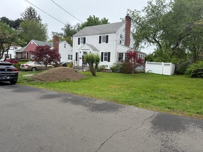 267 Rosewood Pl in Bridgeport, CT - Building Photo - Building Photo