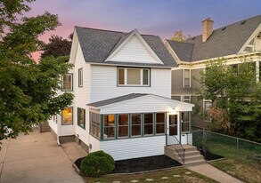 409 6th St SE, Unit 1 in Minneapolis, MN - Building Photo