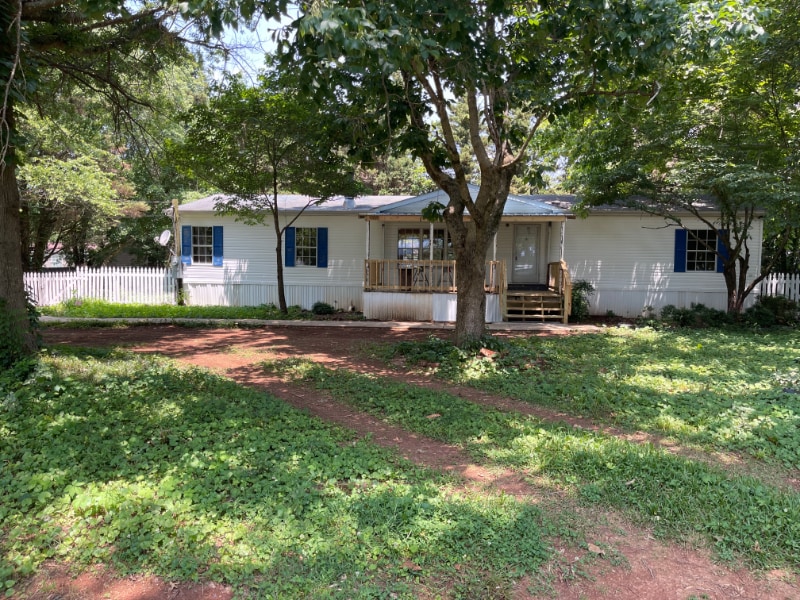 123 Danridge Dr in Hazel Green, AL - Building Photo
