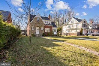 8908 Grant St in Bethesda, MD - Building Photo - Building Photo