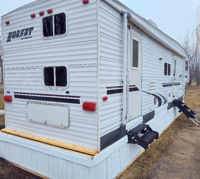 2552 Smith Ave in Marshalltown, IA - Foto de edificio - Building Photo