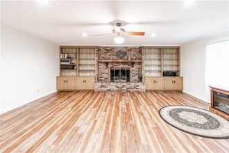 304 Dogwood Dr in Mobile, AL - Building Photo - Building Photo