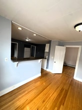 23 Airlie St in Worcester, MA - Building Photo - Building Photo