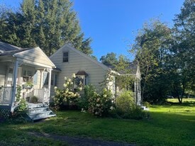 3645 Atwood Rd in Stone Ridge, NY - Building Photo