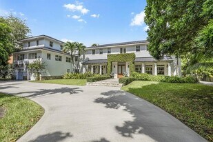 8421 SW 27th Ter in Miami, FL - Building Photo