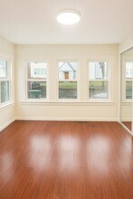 74 Grand St in Lowell, MA - Foto de edificio - Building Photo