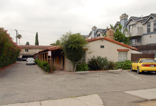 9124 Huntington Dr in San Gabriel, CA - Building Photo - Building Photo