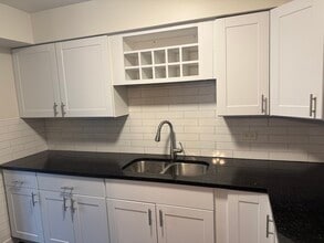 10727 Green Meadows Dr in Mokena, IL - Foto de edificio - Building Photo