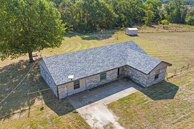 property at 3400 Sarra Ln